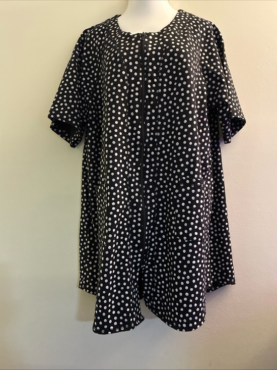 QVC Other - Dreams & Co. Plus 24W Black & White Polka Dot Short Sleeve Beach Cover Up Zip up
